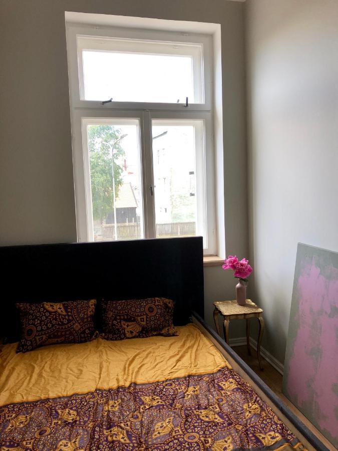 Bohemian Apartment In The Heart Of Old Ventspils City المظهر الخارجي الصورة